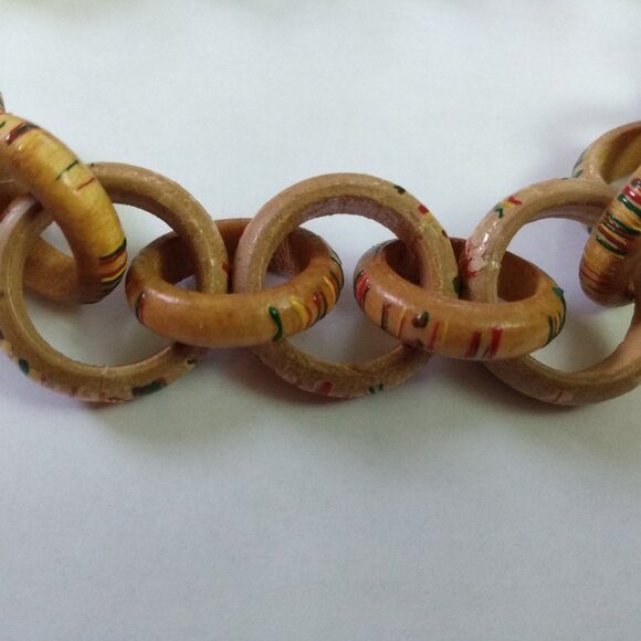 Vintage Wooden Link Ring Necklace Tropical Hand Painted Jewelry Antique Clasp - Picture 8 of 16